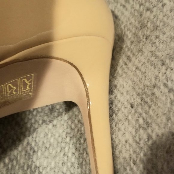 Stuart Weitzman Pump shoe beige/nude leather 9 new - Picture 12 of 16